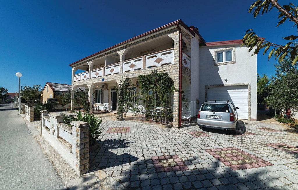 Apartments Zoka Vir Exterior foto